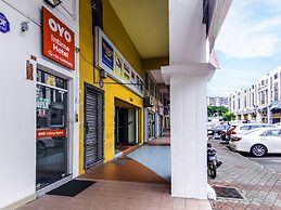 Super OYO 251 Intime Hotel