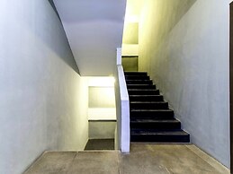 Super OYO 251 Intime Hotel