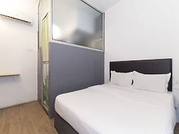 Super OYO 251 Intime Hotel