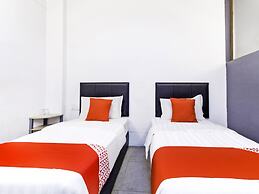 Super OYO 251 Intime Hotel