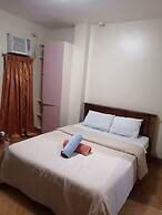 Manora Apartments and Guest House