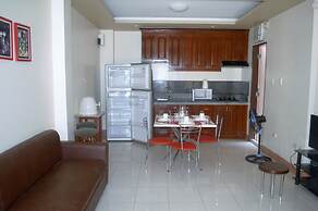 Manora Apartments and Guest House