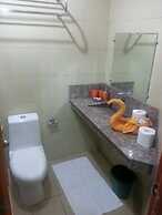 Manora Apartments and Guest House