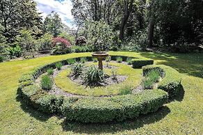 Moulton Park Homestead