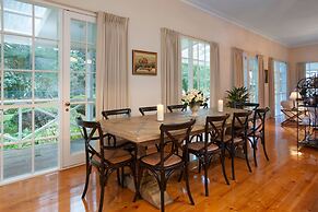 Moulton Park Homestead