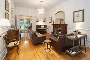 Moulton Park Homestead