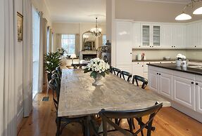 Moulton Park Homestead