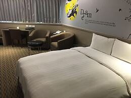 Chiayi Look Hotel