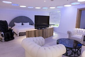 All-Ur Boutique Motel - Tai-Chung Branch