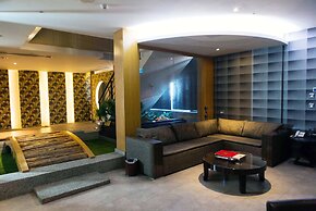 All-Ur Boutique Motel - Tai-Chung Branch