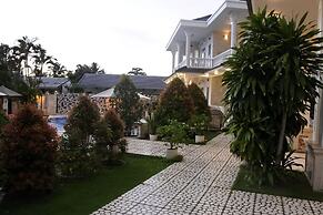 Godiva Phu Quoc Hotel