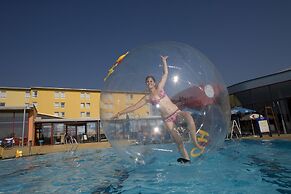 H2O Hotel-Therme-Resort