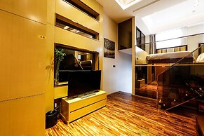 Waifden Apartment Poly D Branch