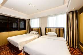 Waifden Apartment Poly D Branch