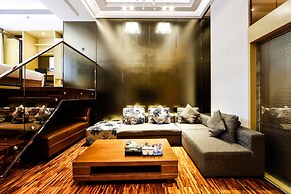 Waifden Apartment Poly D Branch