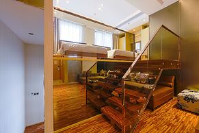 Waifden Apartment Poly D Branch