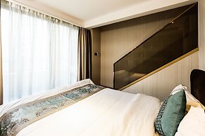 Waifden Apartment Poly D Branch