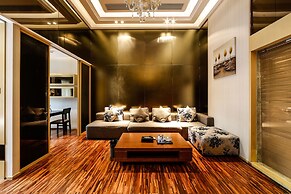 Waifden Apartment Poly D Branch