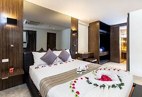 The Green Golf Residence Condominium