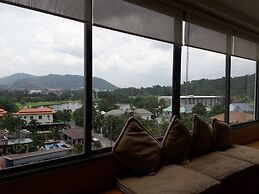 The Green Golf Residence Condominium