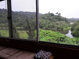 The Green Golf Residence Condominium