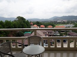 The Green Golf Residence Condominium