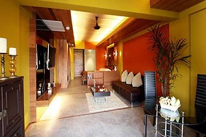 The Green Golf Residence Condominium