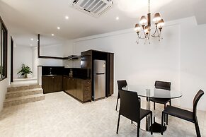 The Green Golf Residence Condominium