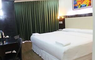 Lost Horizon Beach Dive Resort