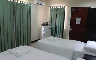 Lost Horizon Beach Dive Resort