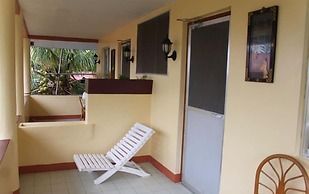 Lost Horizon Beach Dive Resort