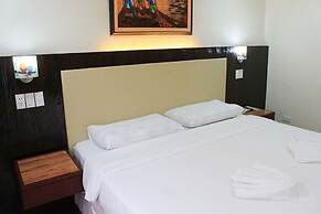 Lost Horizon Beach Dive Resort