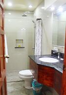 Lost Horizon Beach Dive Resort