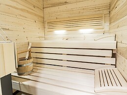 Alpen Select Lodge for 16-24 People