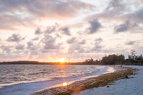 Sunrise Beach Resort