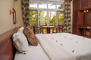 Sunrise Beach Resort