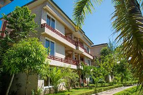 Sunrise Beach Resort