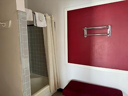 Travel Inn By OYO Danville US-29