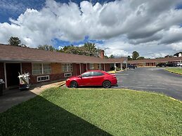 Travel Inn By OYO Danville US-29