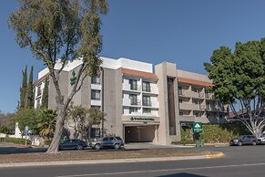 GreenTree Inn & Suites Alhambra