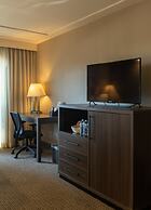 GreenTree Inn & Suites Alhambra