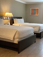 GreenTree Inn & Suites Alhambra