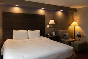 GreenTree Inn & Suites Alhambra