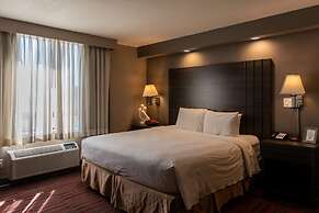 GreenTree Inn & Suites Alhambra