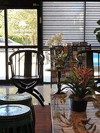 GreenTree Inn & Suites Alhambra