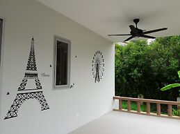 Sakoo Valley Naithon Beach