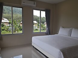 Sakoo Valley Naithon Beach