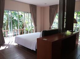 Sakoo Valley Naithon Beach