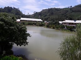 Sakoo Valley Naithon Beach