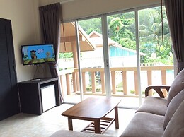 Sakoo Valley Naithon Beach